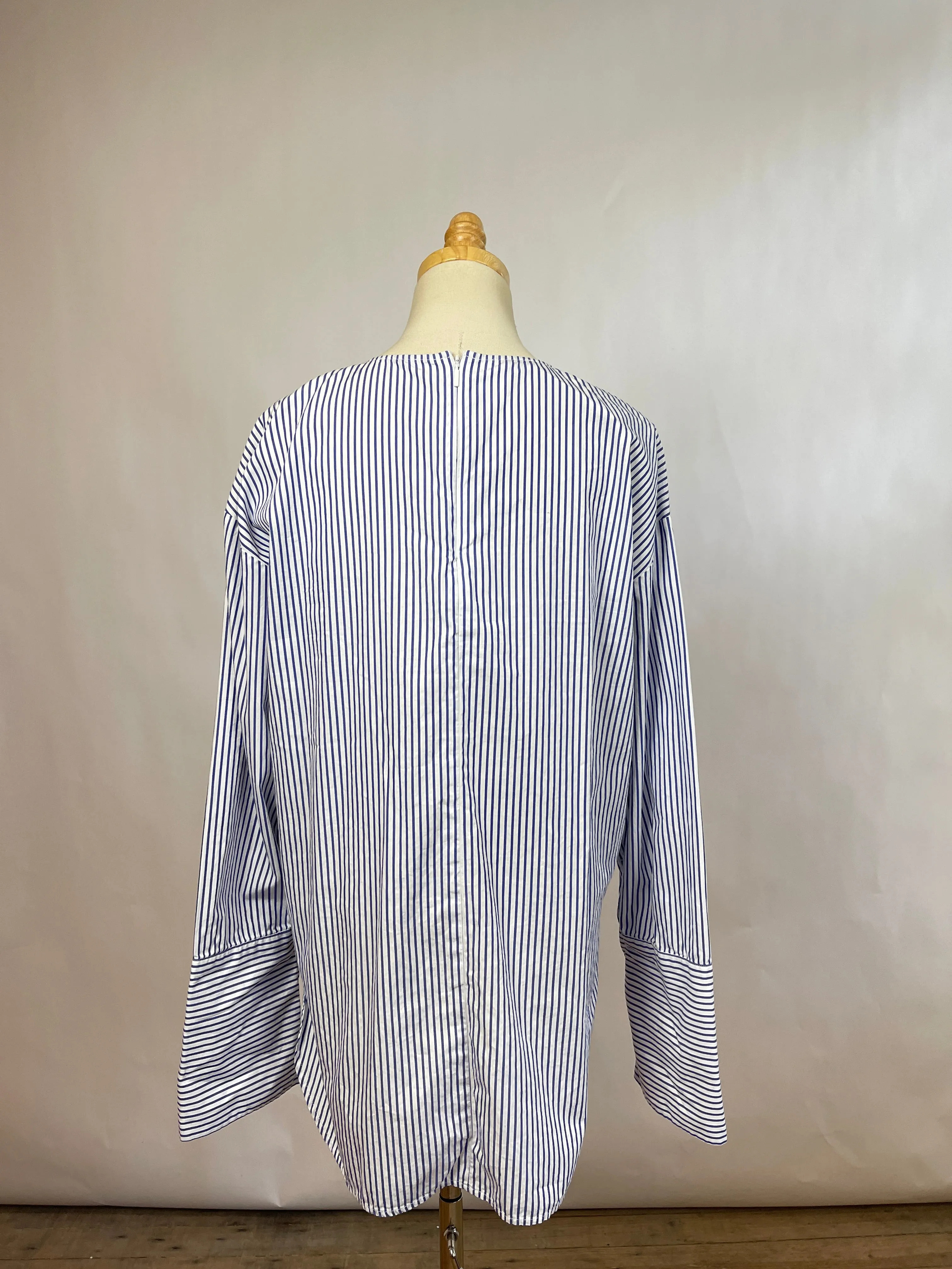 Closed Striped Blouse (M)