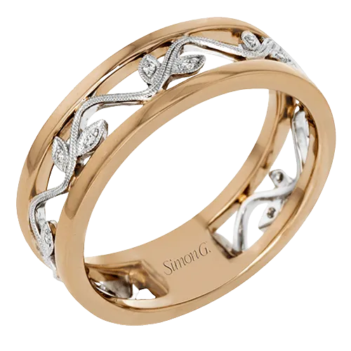 Fashion Ring in 18k Gold with Diamonds