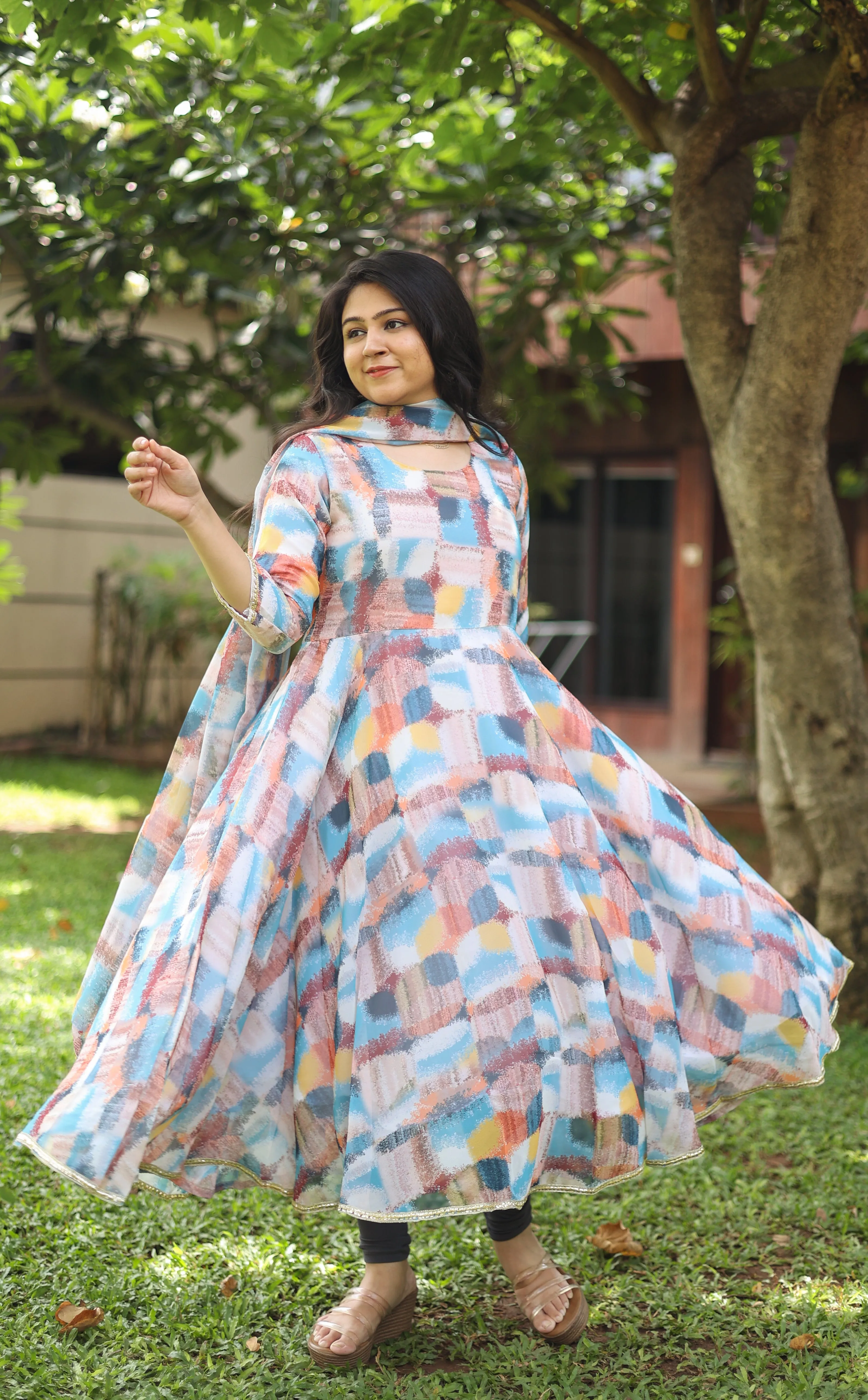 Pon Tharigai Nova(Kurti Dupatta)