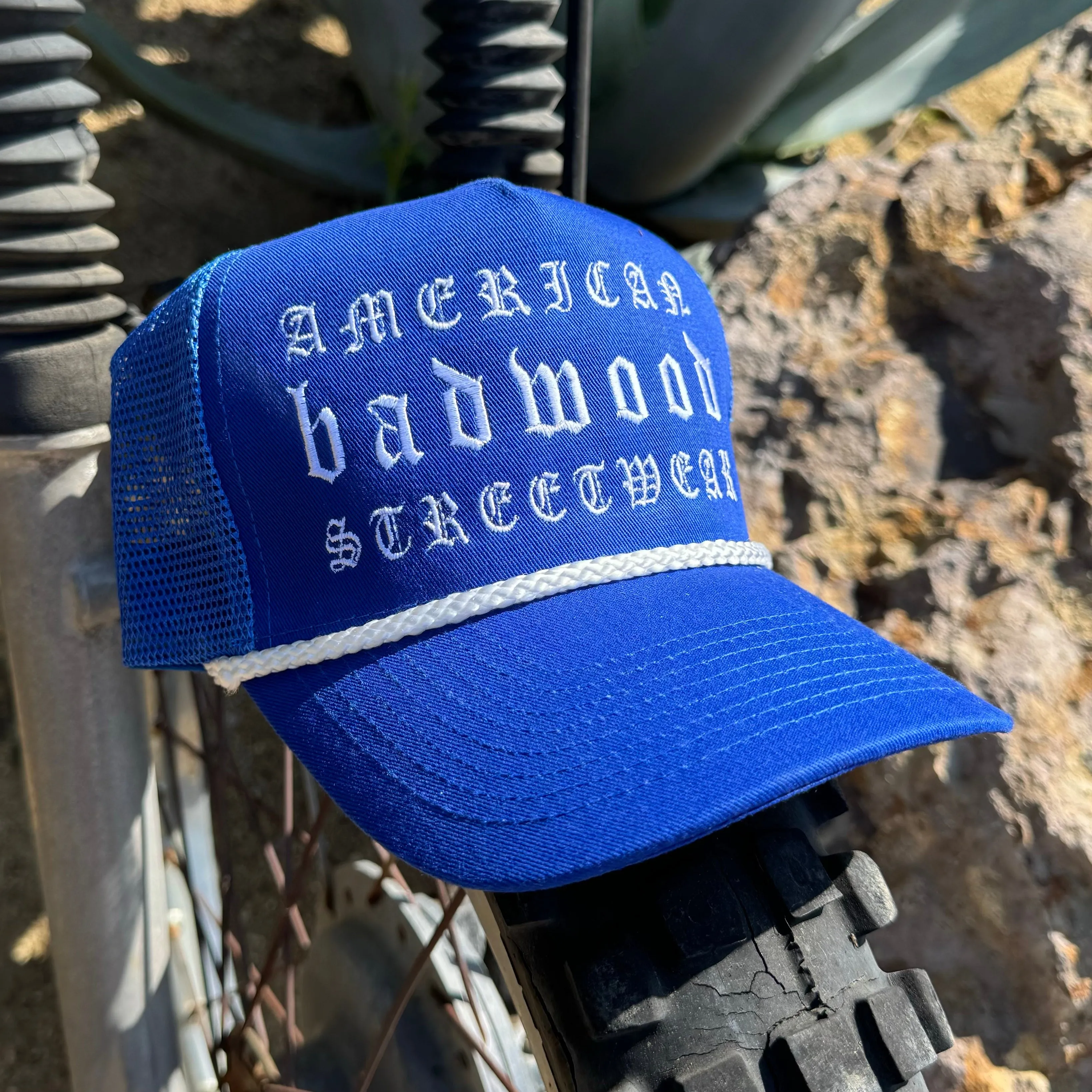 "AMERICAN STREETWEAR" HAT in BLUE