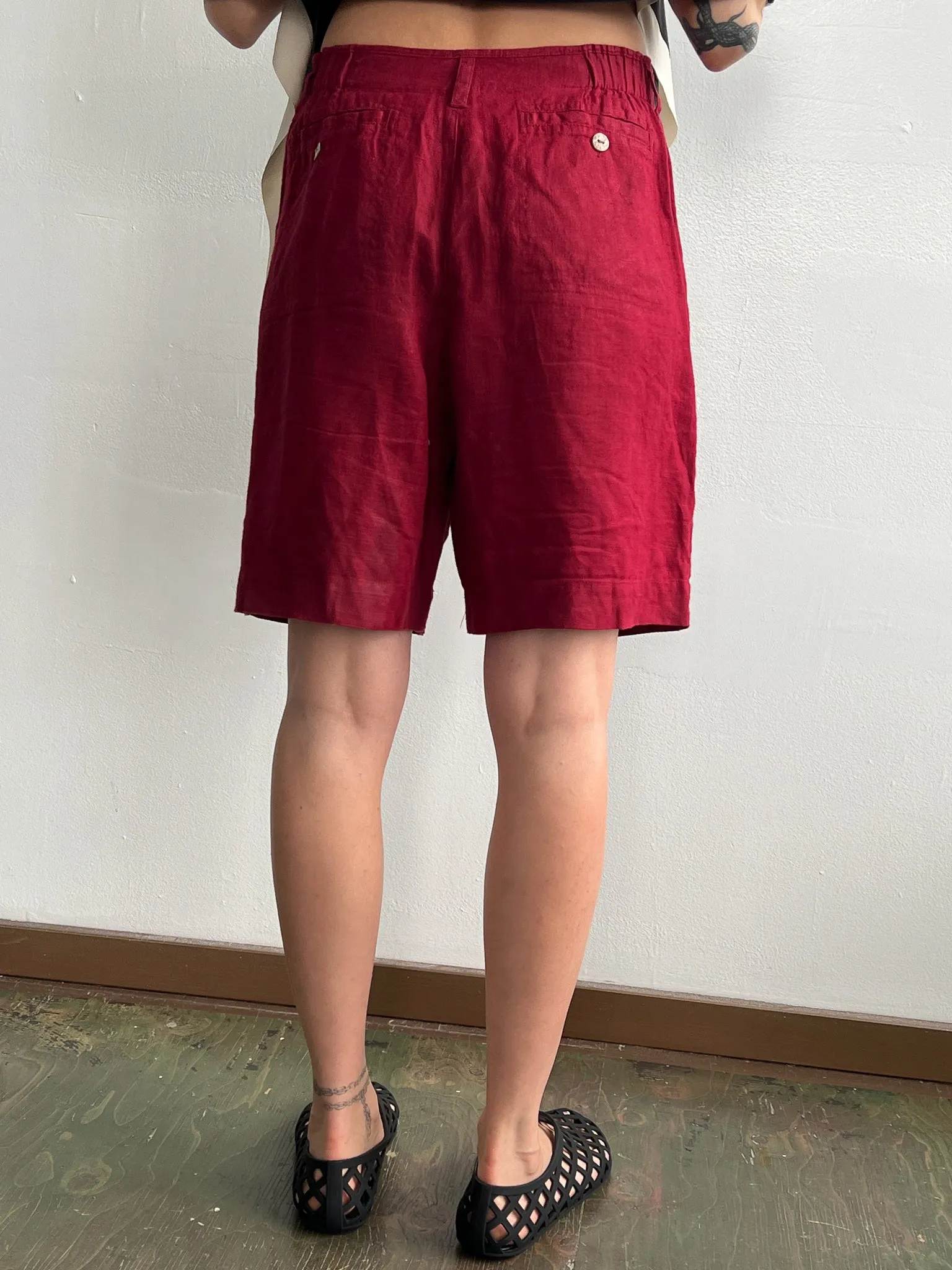 Raspberry Linen Shorts (M)